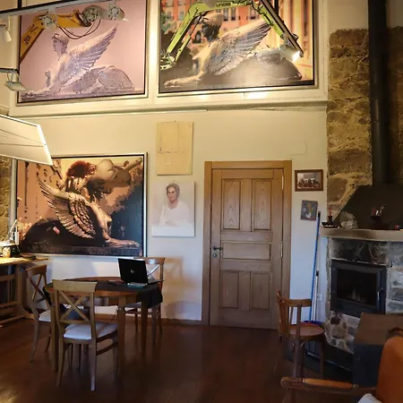 B&B Casa-museo Genia Trigo 소베르